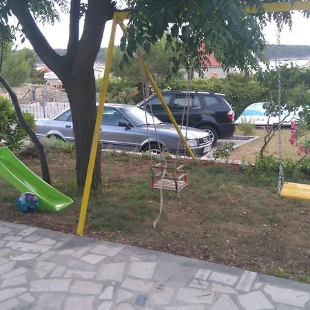 Holiday home Holiday Vjeka
